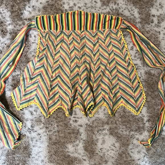 Adorable Vintage Apron - Picture 4 of 4